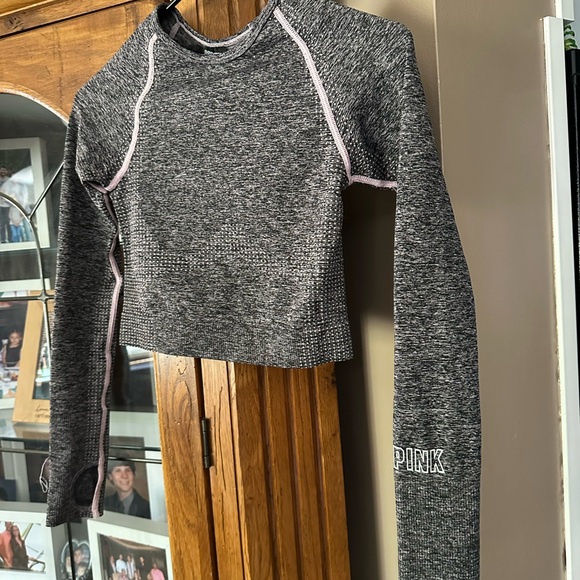 XS Victoria Secret PINK Top. MUST BE BUNDLED - Picture 1 of 10